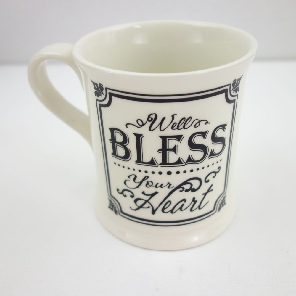 Cracker Barrel White Chantilly Well Bless Your Heart Coffee Cup‎ Mug 14 Oz